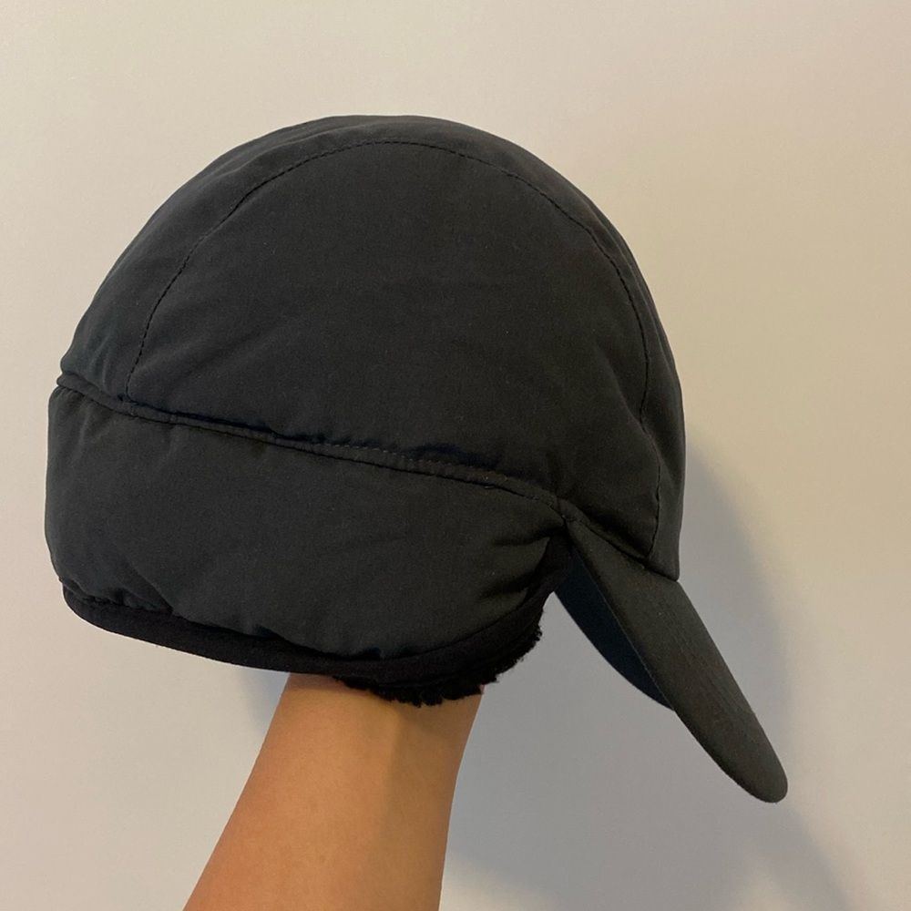 Eddie Bauer hat with down